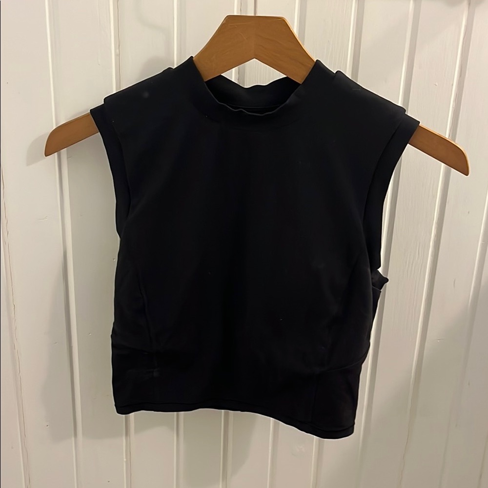 Lulu Lemon Cropped Black Sleeveless Athletic Top